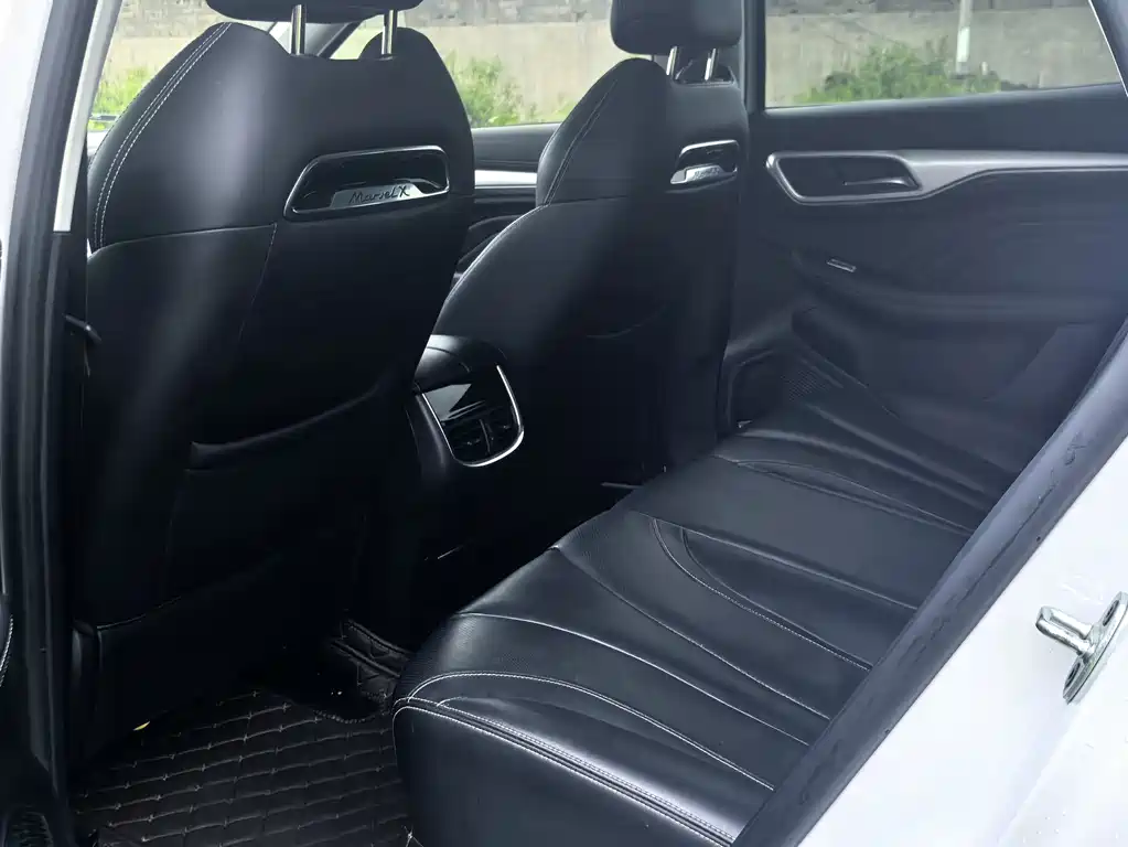 Roewe MARVEL X — миниатюра 8
