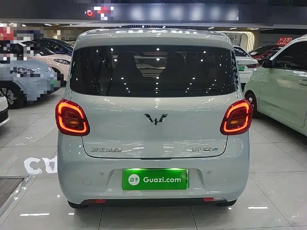 Wuling MINIEV — миниатюра 6