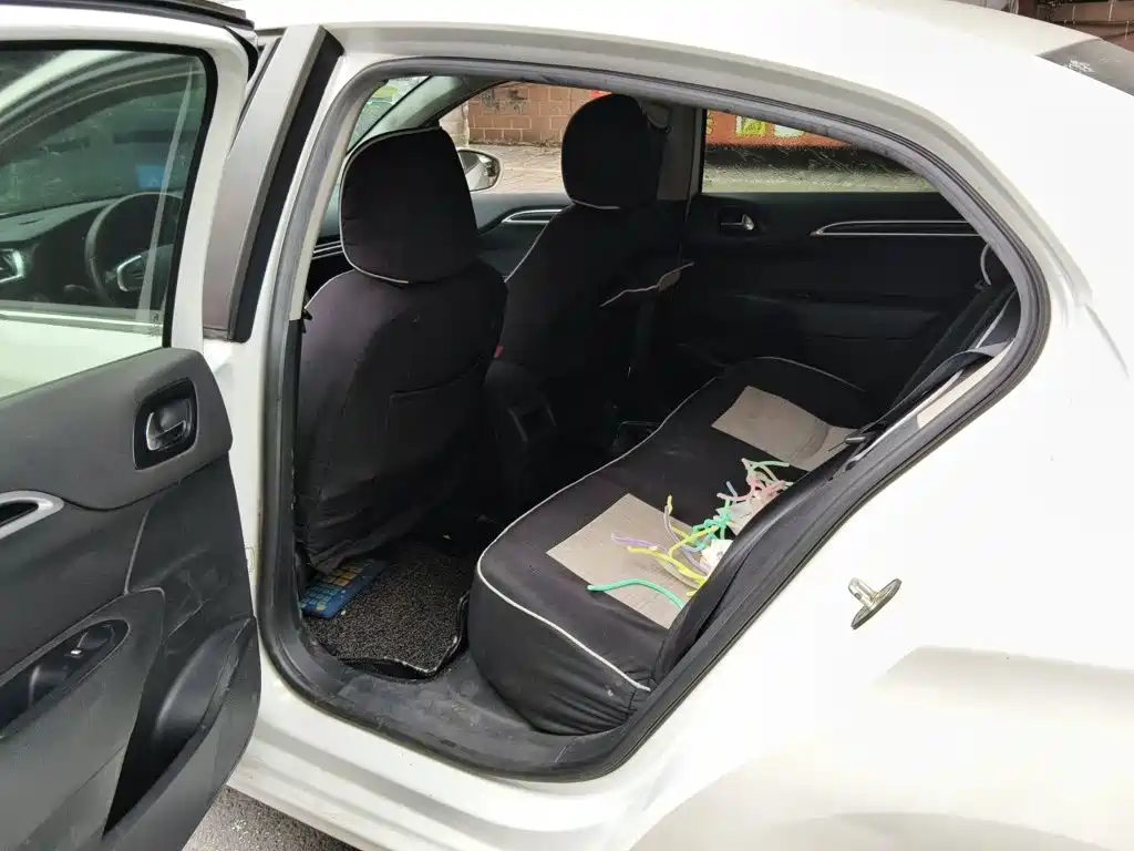 Citroen C4L — миниатюра 18