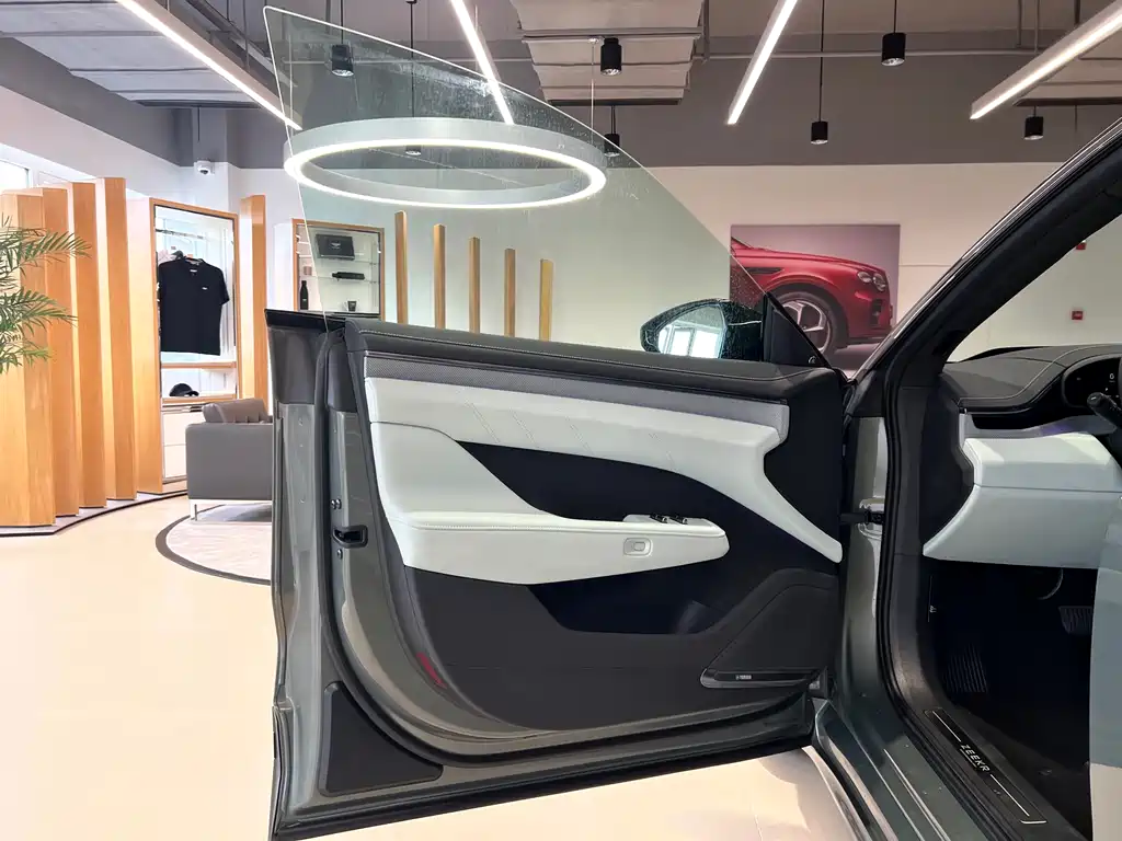 ZEEKR EXTREME KRYPTON 001