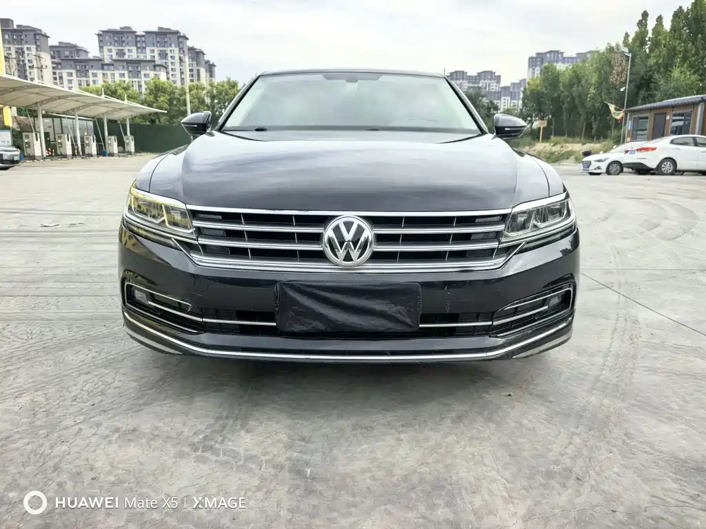 Volkswagen Phideon — миниатюра 2