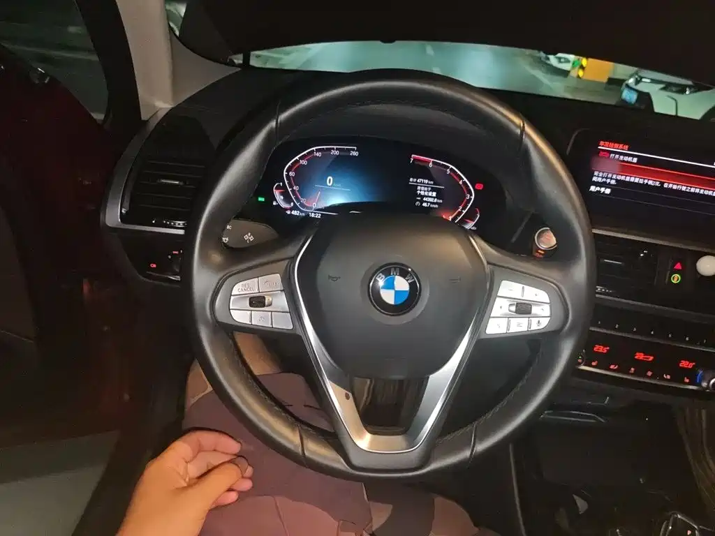 BMW X3 — миниатюра 11