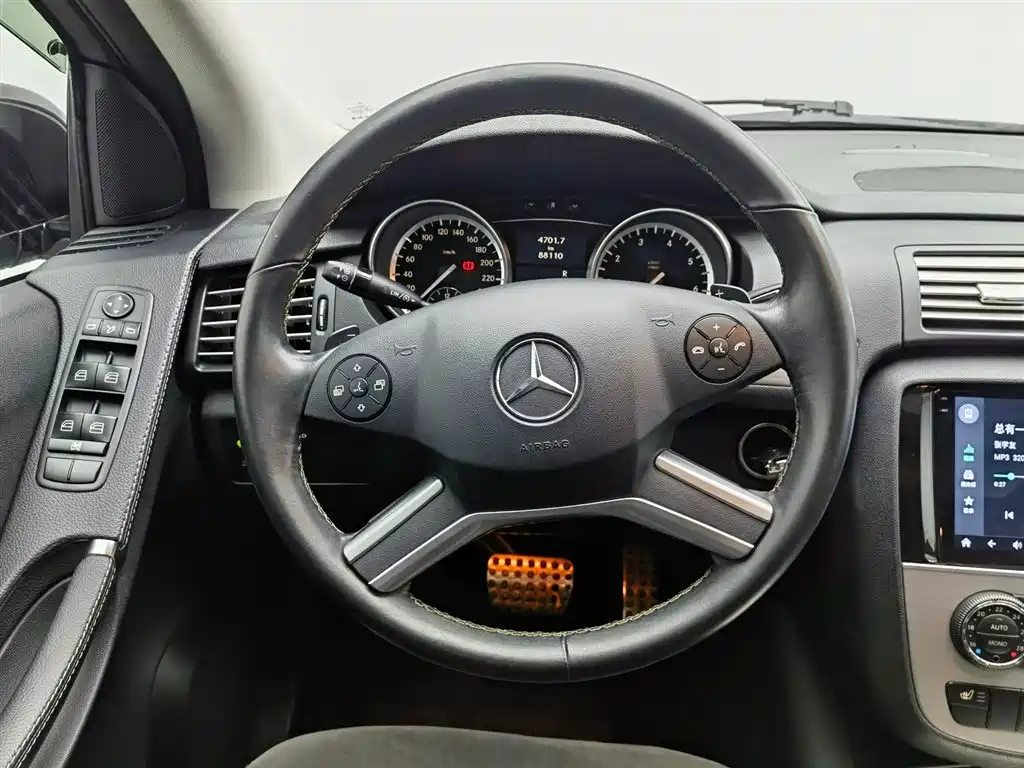MERCEDES-BENZ R CLASS