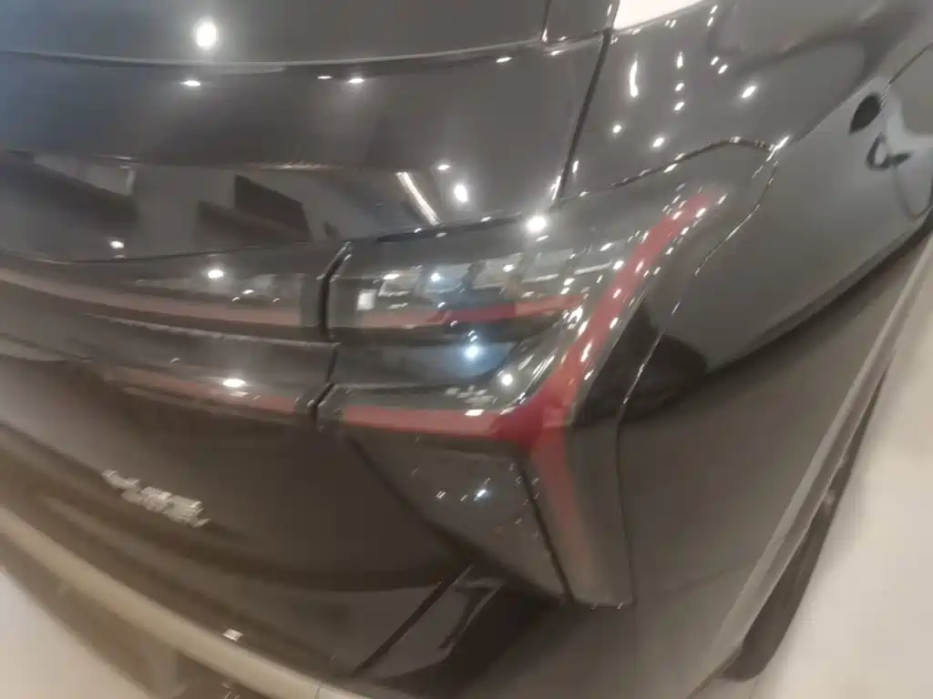 Hongqi Hongqi HS3 PHEV — миниатюра 8
