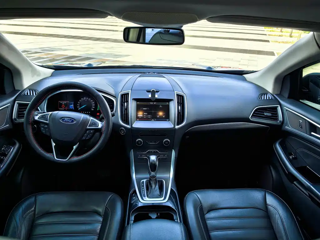 Ford Edge — миниатюра 15