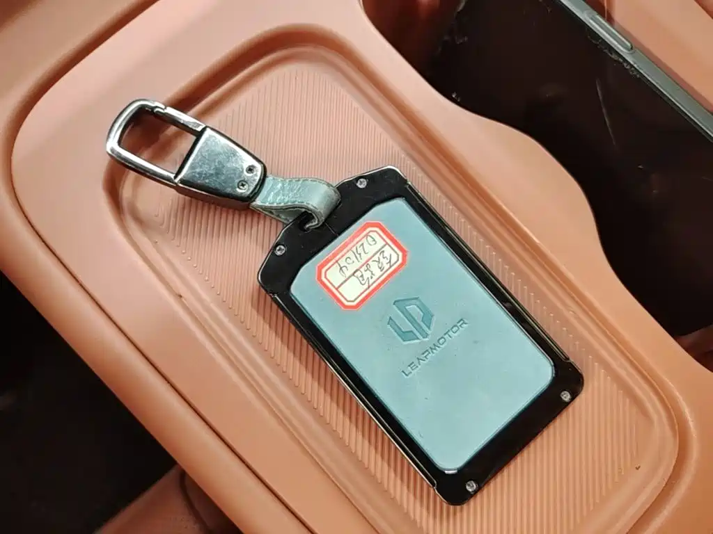 Leapmotor Leapmotor C16 — миниатюра 9