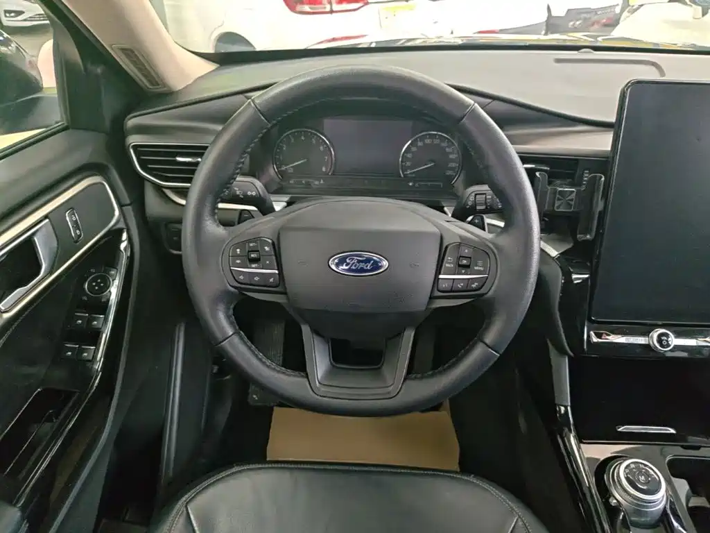 Ford Explorer — миниатюра 11