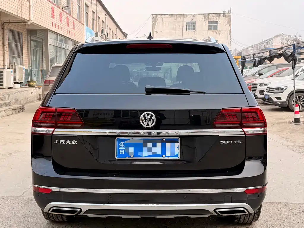VOLKSWAGEN TOURANG