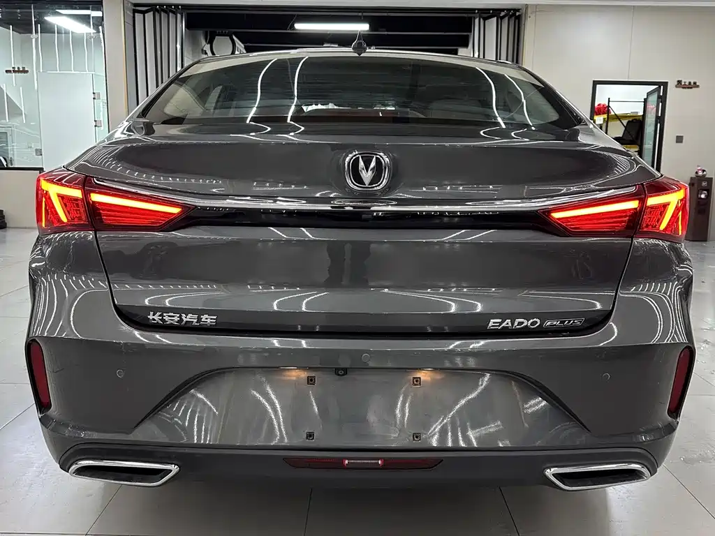 Changan Eado — миниатюра 8