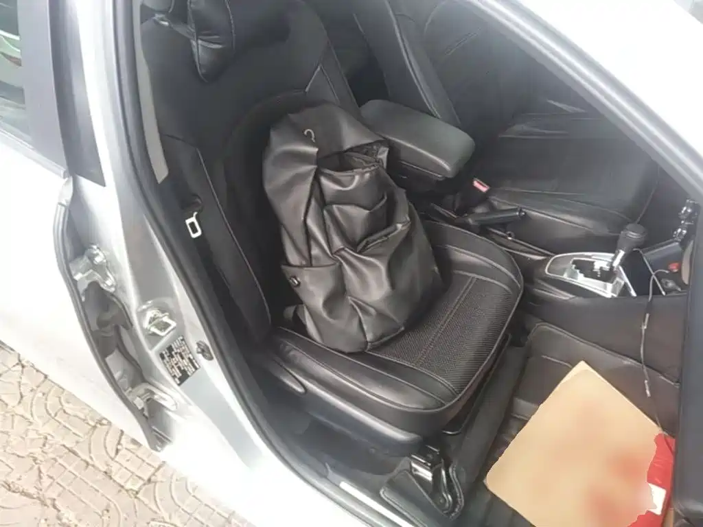 Toyota Yaris L — миниатюра 25