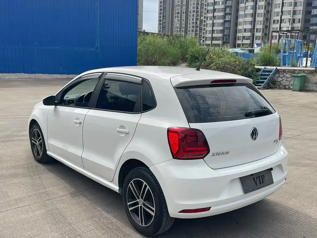 Volkswagen Polo — миниатюра 5