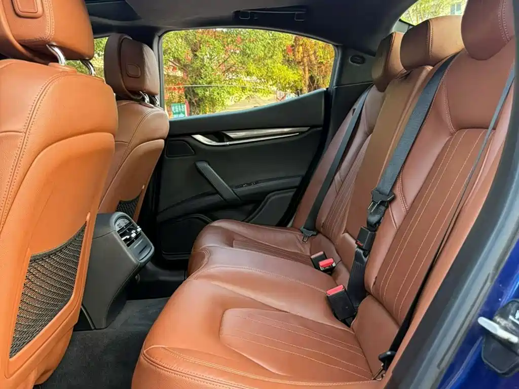 Maserati Ghibli — миниатюра 10