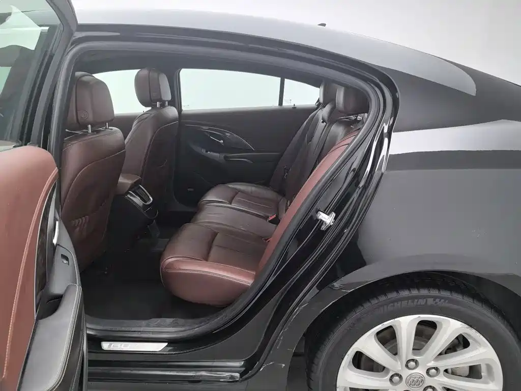 Buick LaCrosse — миниатюра 15