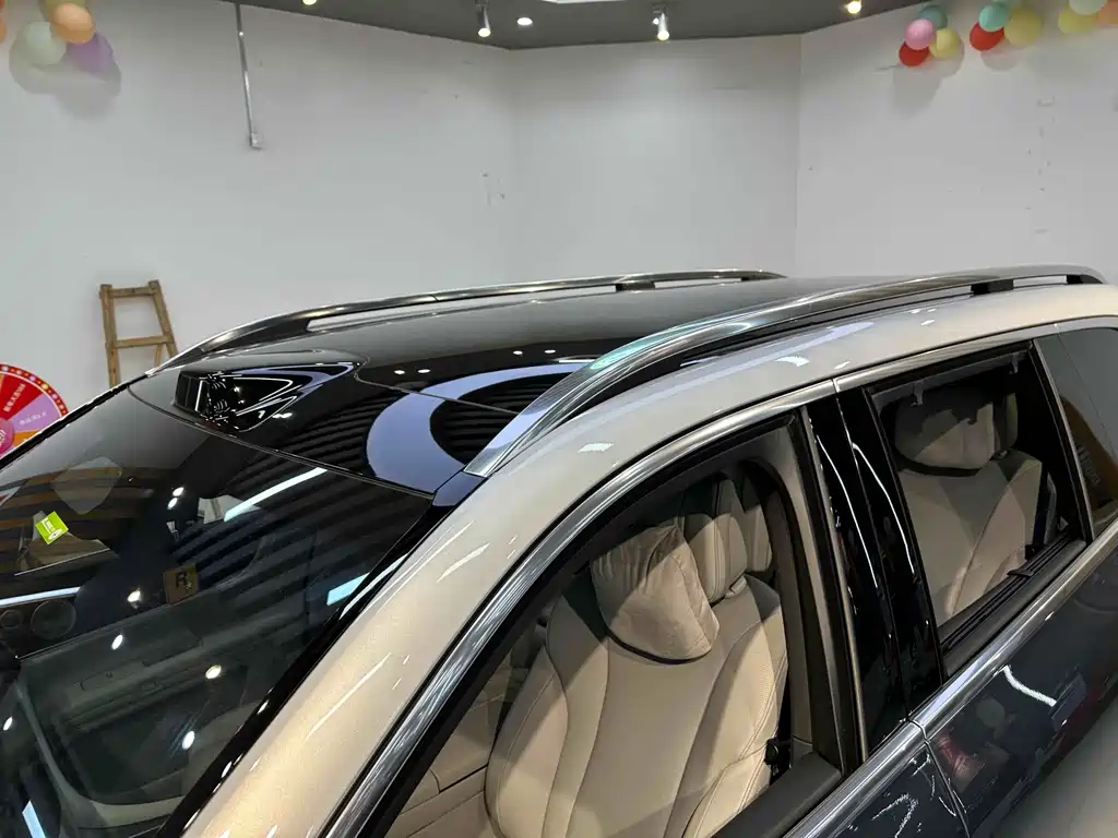 AITO ASK THE WORLD M9