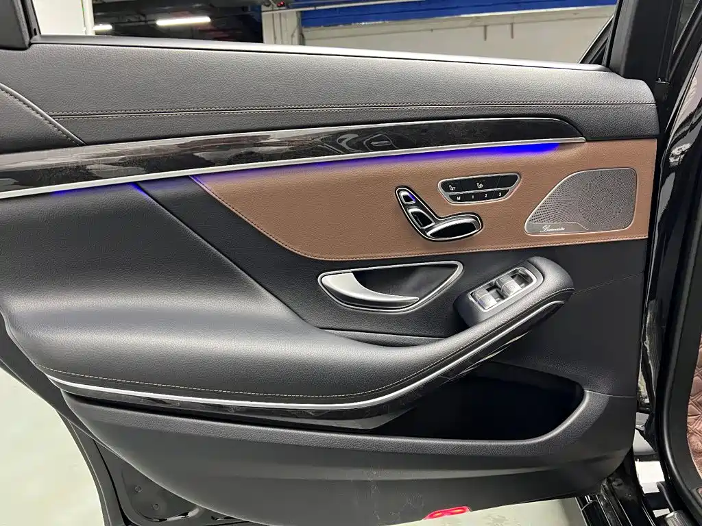 Mercedes-Benz S-Class — миниатюра 16