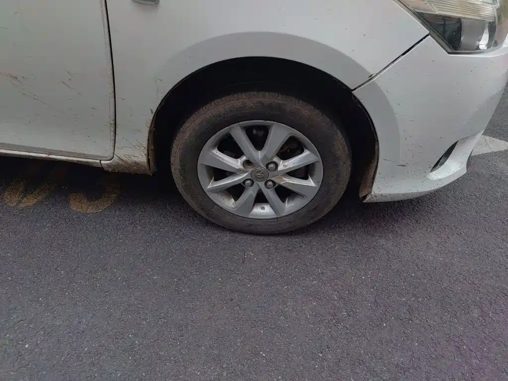 Toyota Vios — миниатюра 8