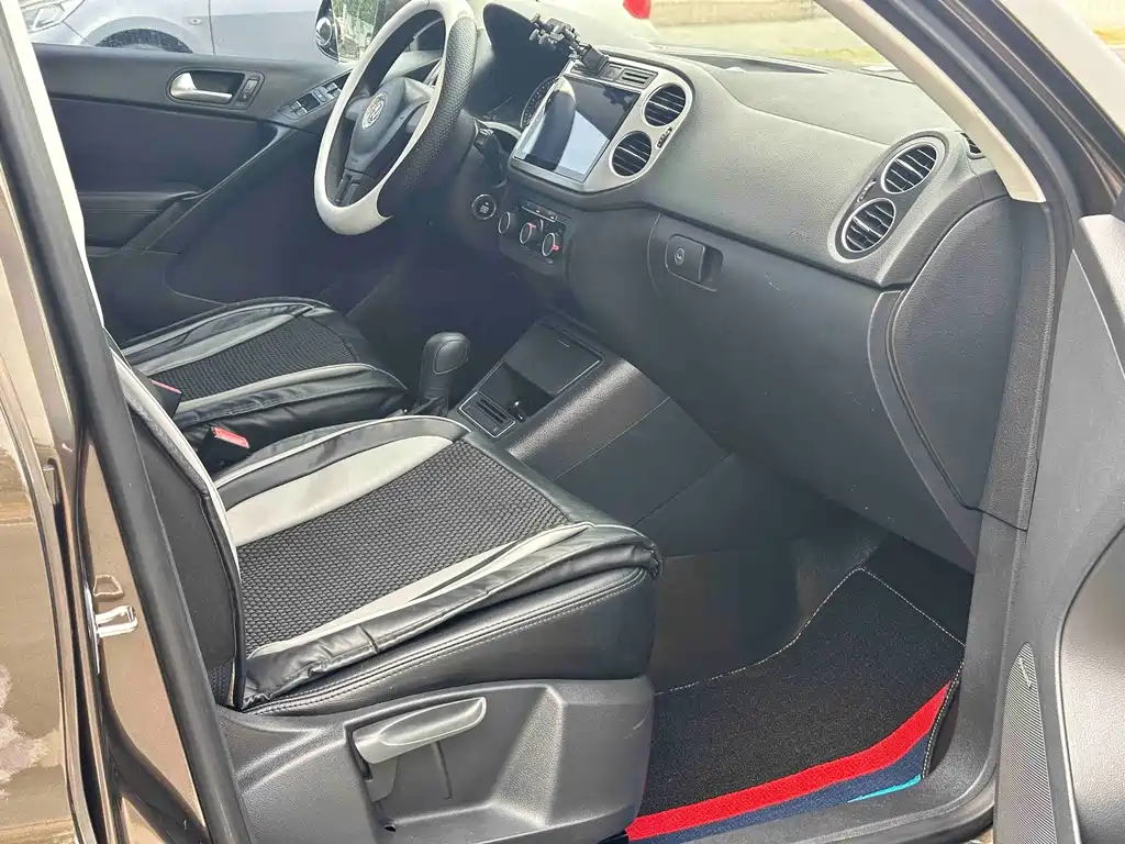 Volkswagen Tiguan — миниатюра 6