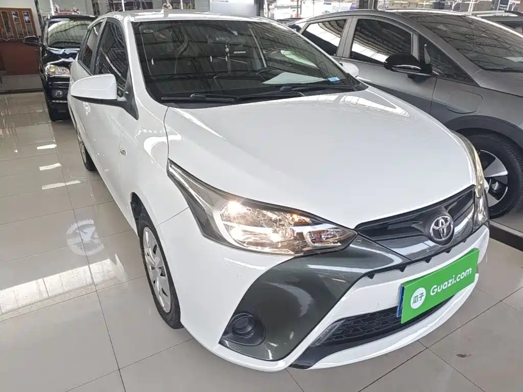 Toyota Yaris L — миниатюра 4