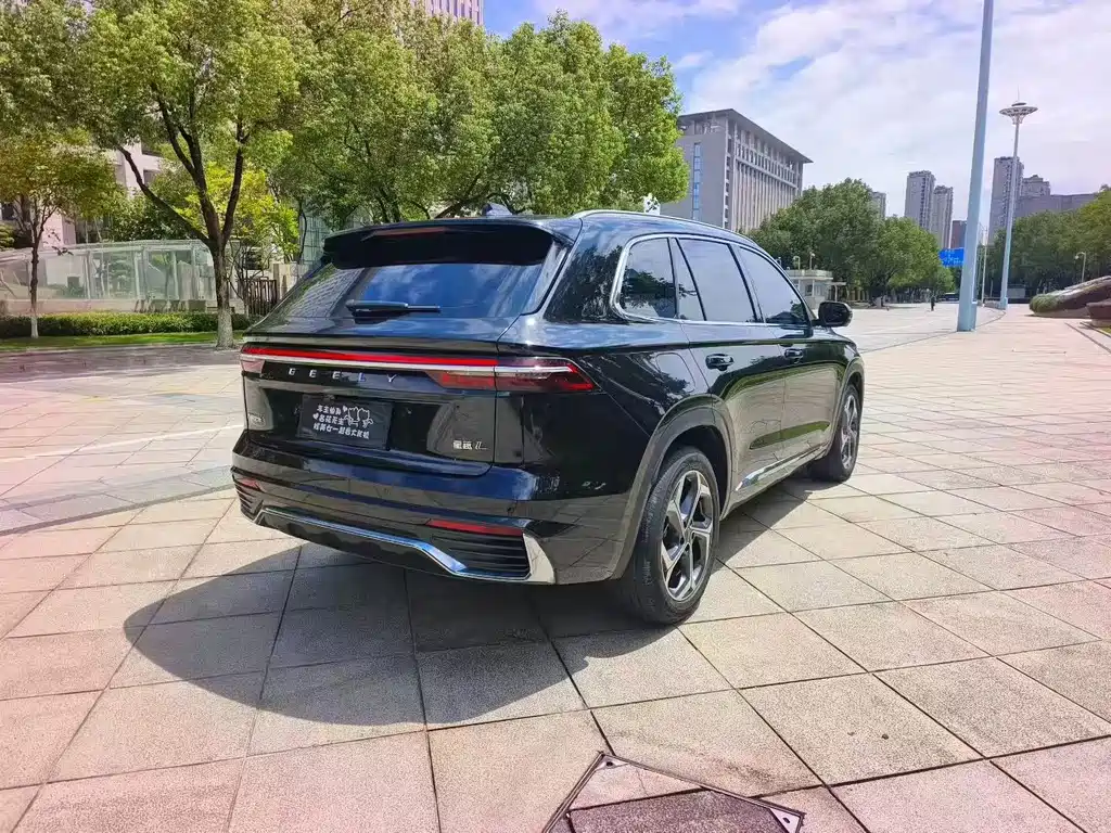 Geely Xingyue L — миниатюра 8