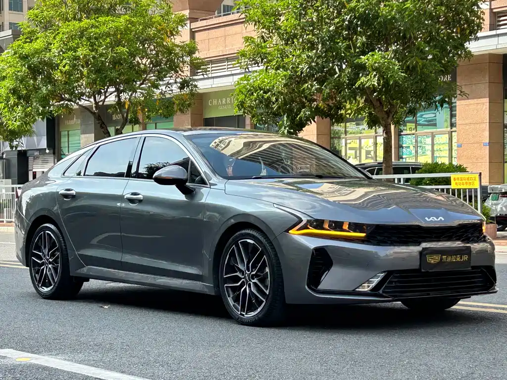 Kia K5 — миниатюра 3