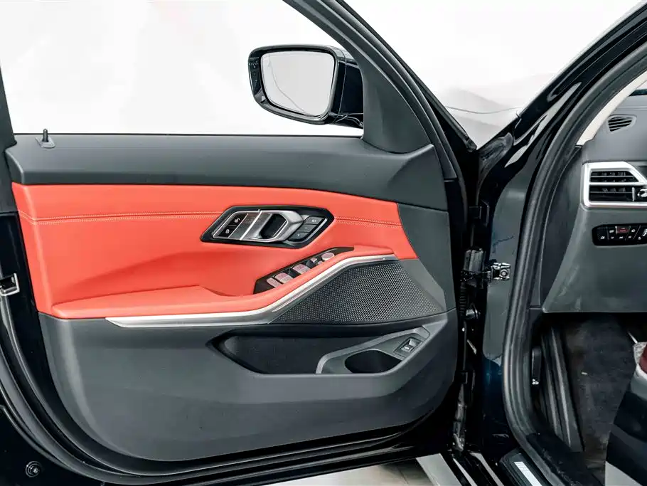 BMW 3 Series — миниатюра 15