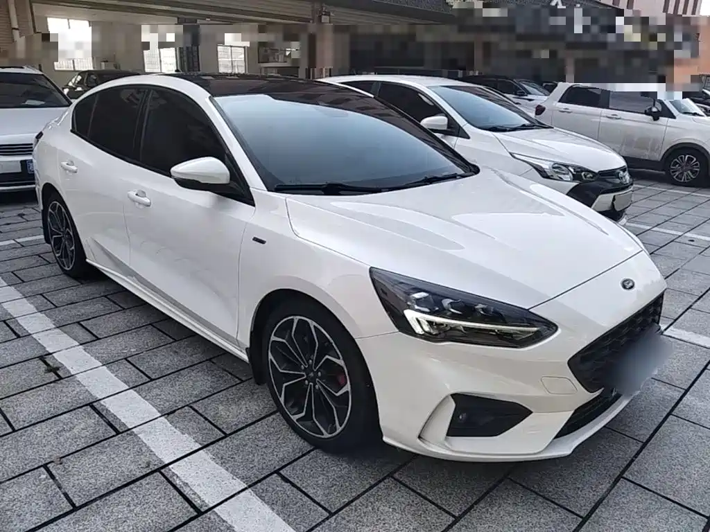 Ford Focus — миниатюра 4