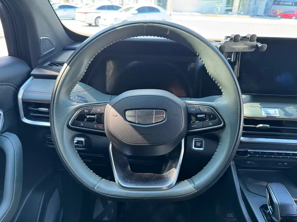 Geely Haoyue L — миниатюра 7