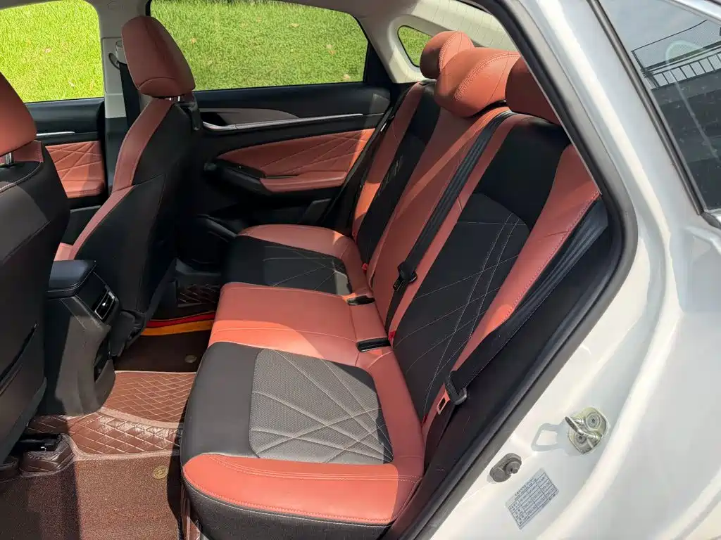 Changan Eado — миниатюра 12