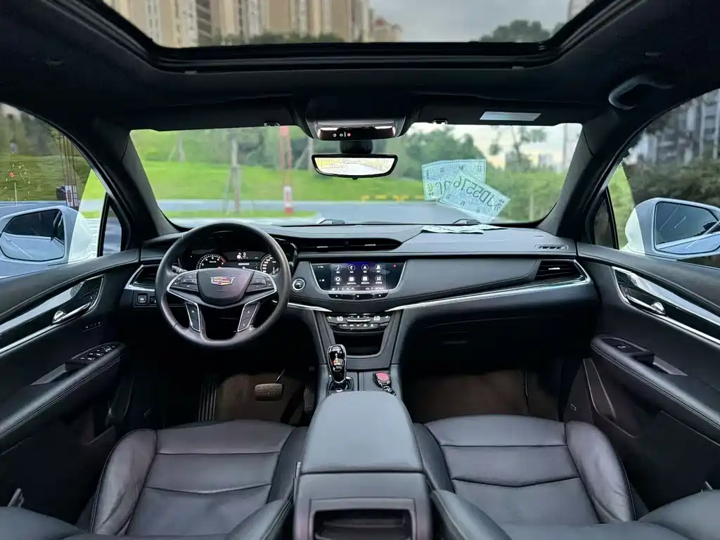 Cadillac XT5 — миниатюра 5