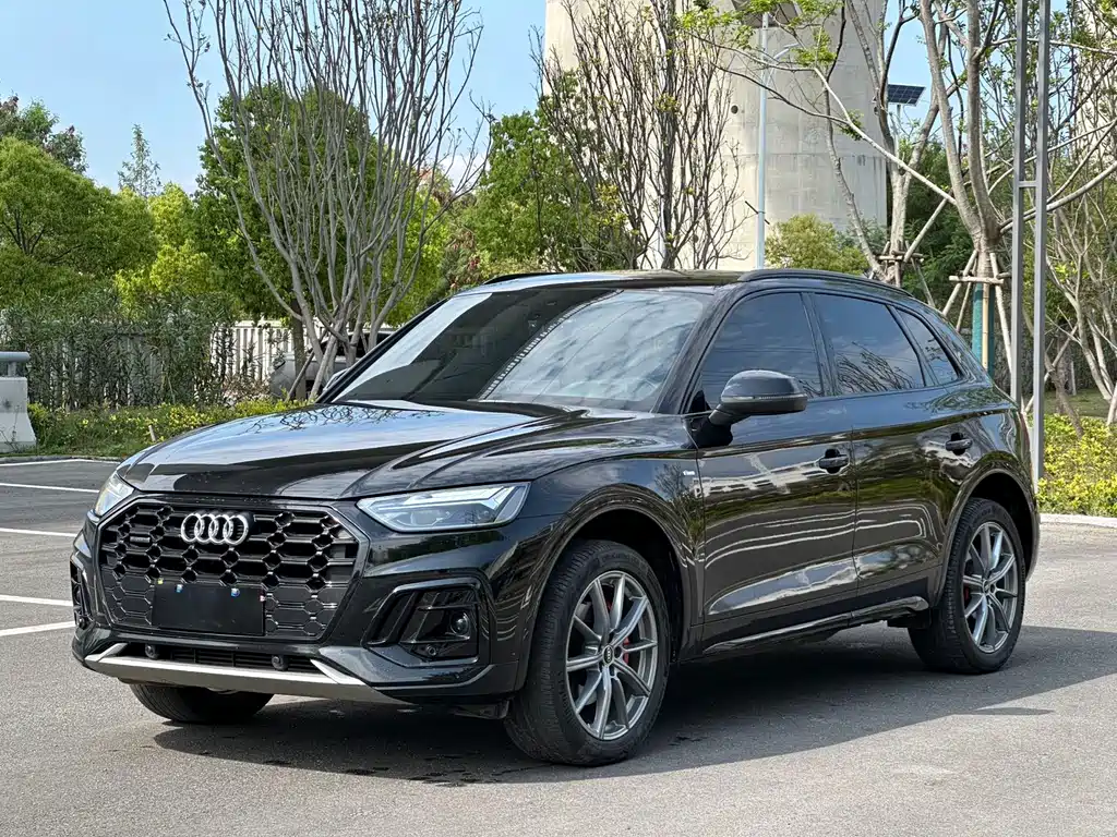 Audi Q5L 2024