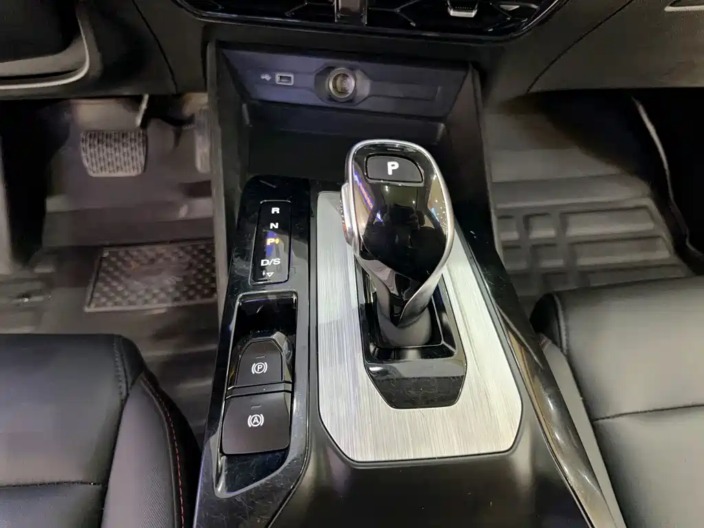MG MG5 — миниатюра 17