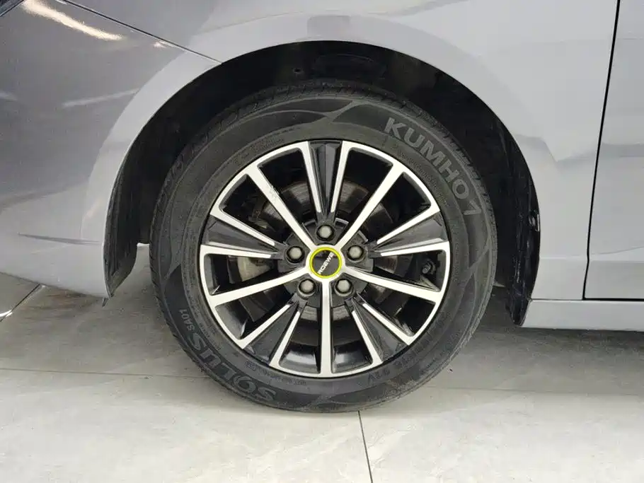Roewe i5 — миниатюра 6