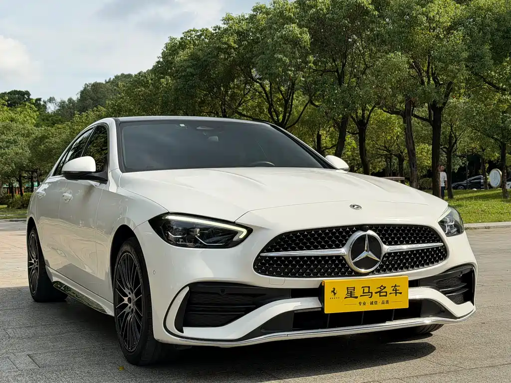 Mercedes-Benz C-Class — миниатюра 3