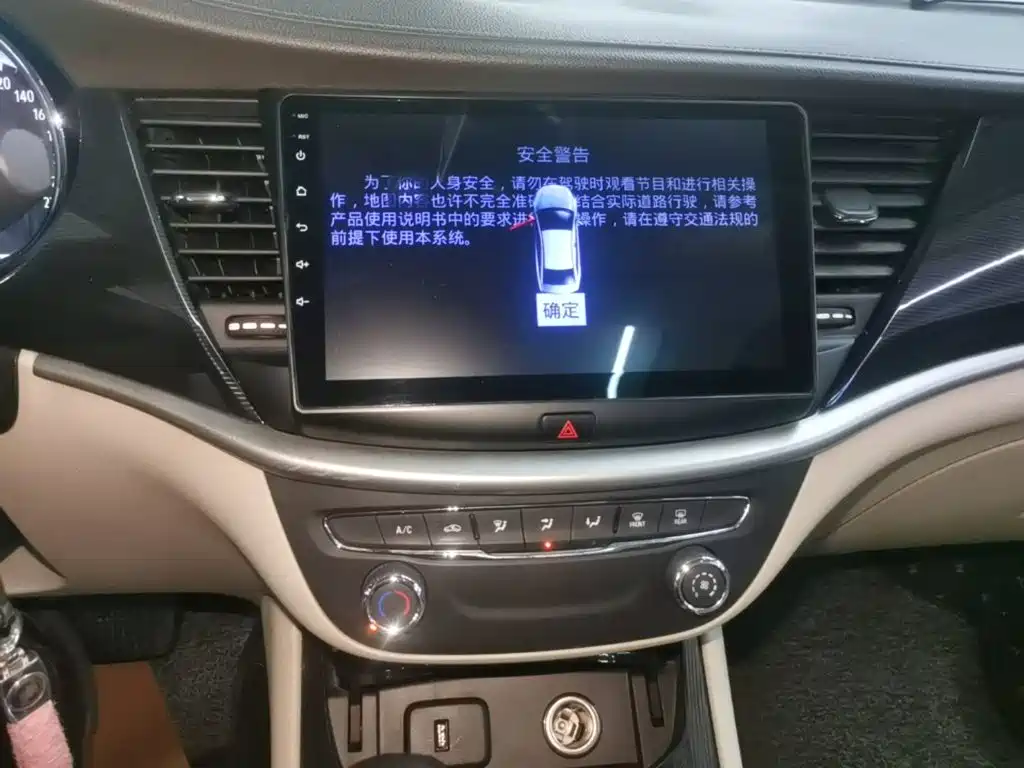 Buick Verano — миниатюра 13