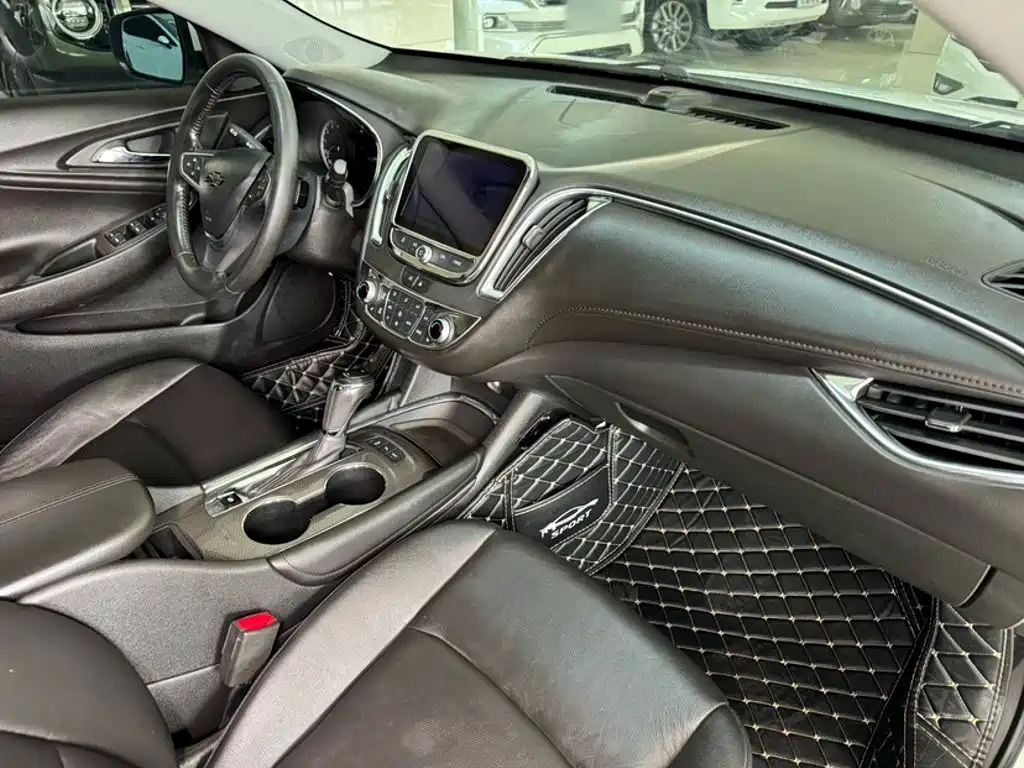 Chevrolet Malibu XL — миниатюра 13