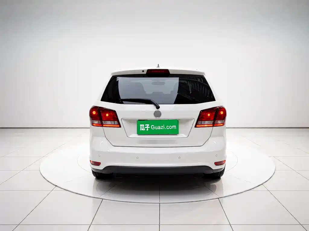 Fiat Freemont — миниатюра 3