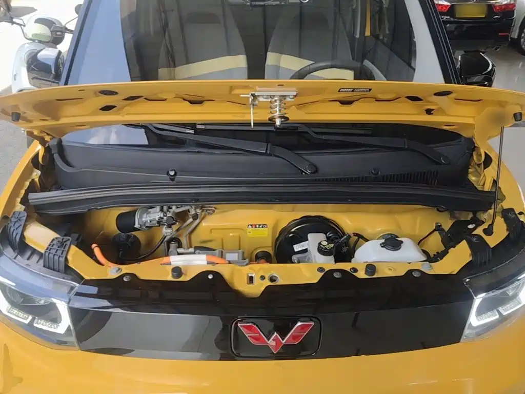 Wuling MINIEV — миниатюра 20