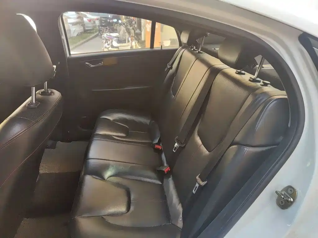 Chery Arrizo 5 — миниатюра 18