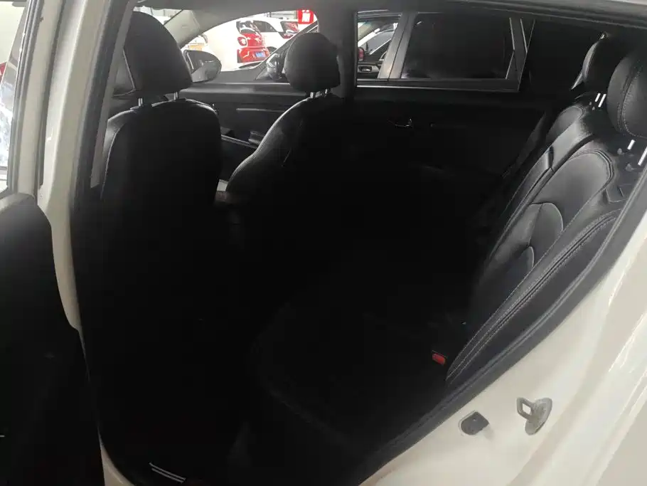 Kia Sportage — миниатюра 11