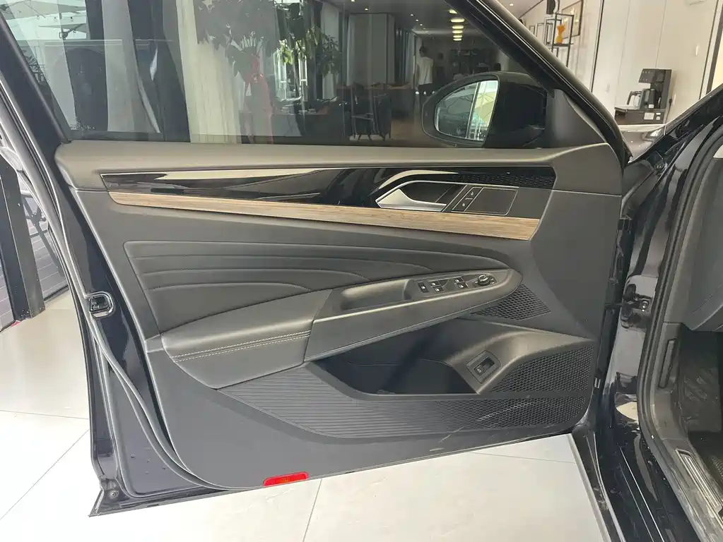 Volkswagen Passat — миниатюра 5