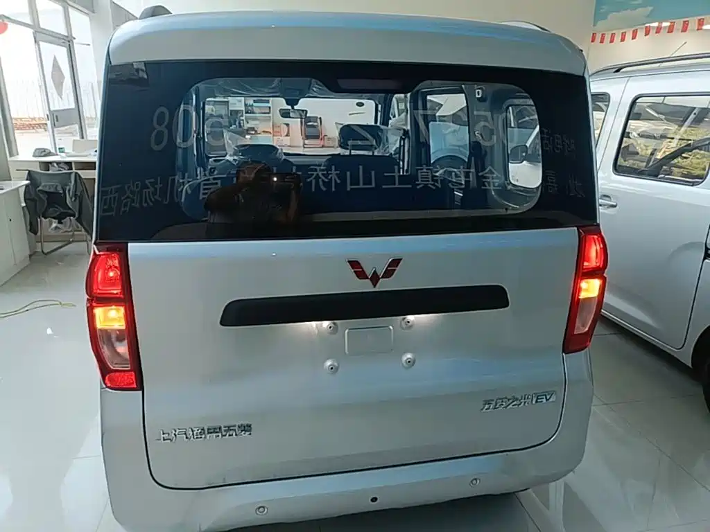 Wuling Zhiguang EV — миниатюра 6