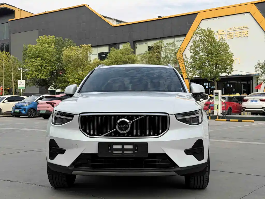 Volvo XC40 — миниатюра 4