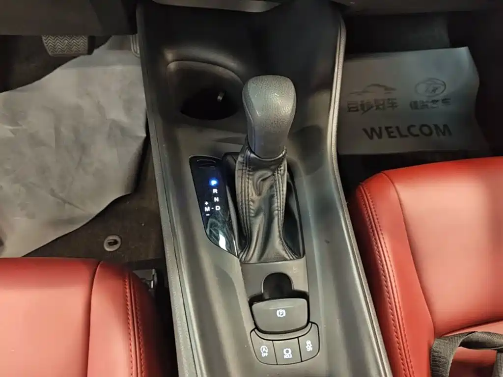 Toyota IZOA — миниатюра 14