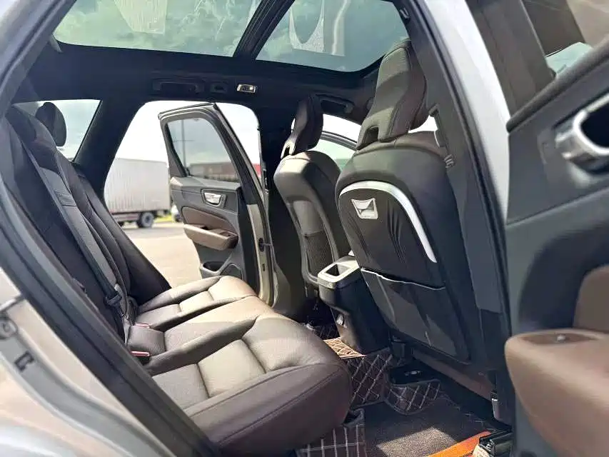 Volvo XC60 — миниатюра 6