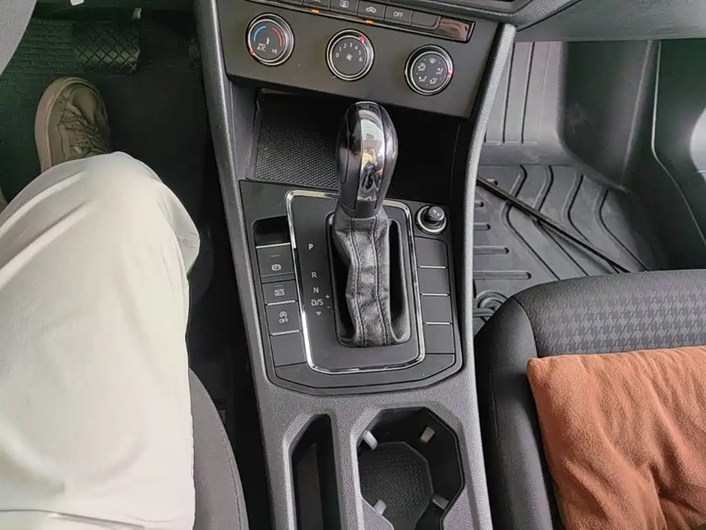 Volkswagen Bora — миниатюра 14