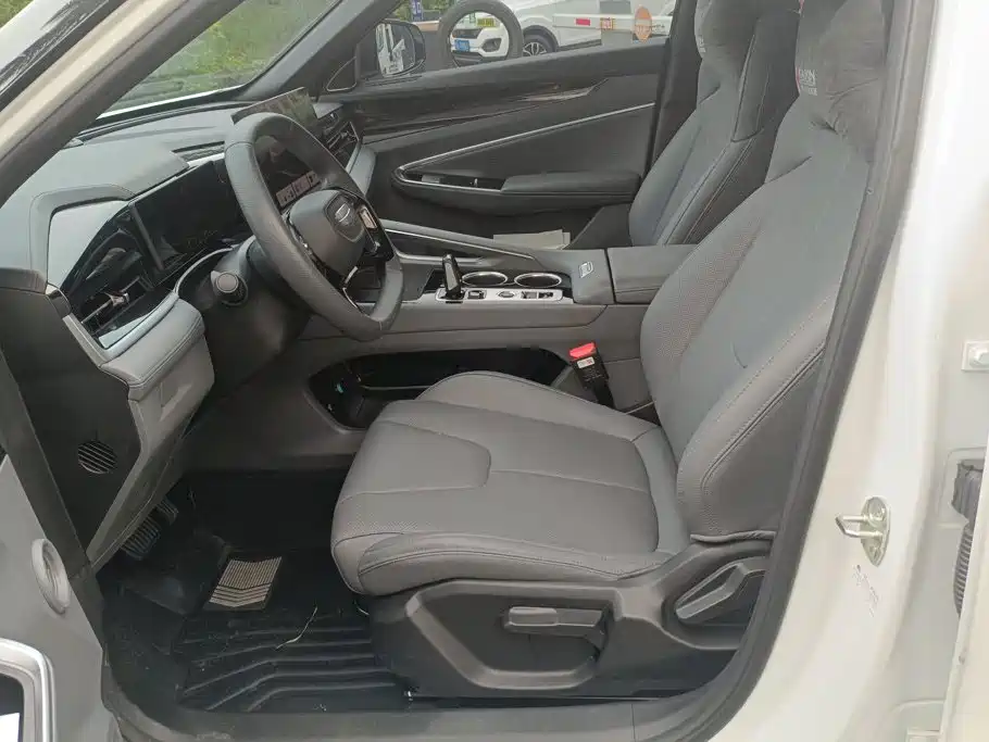 Geely Boyue — миниатюра 8
