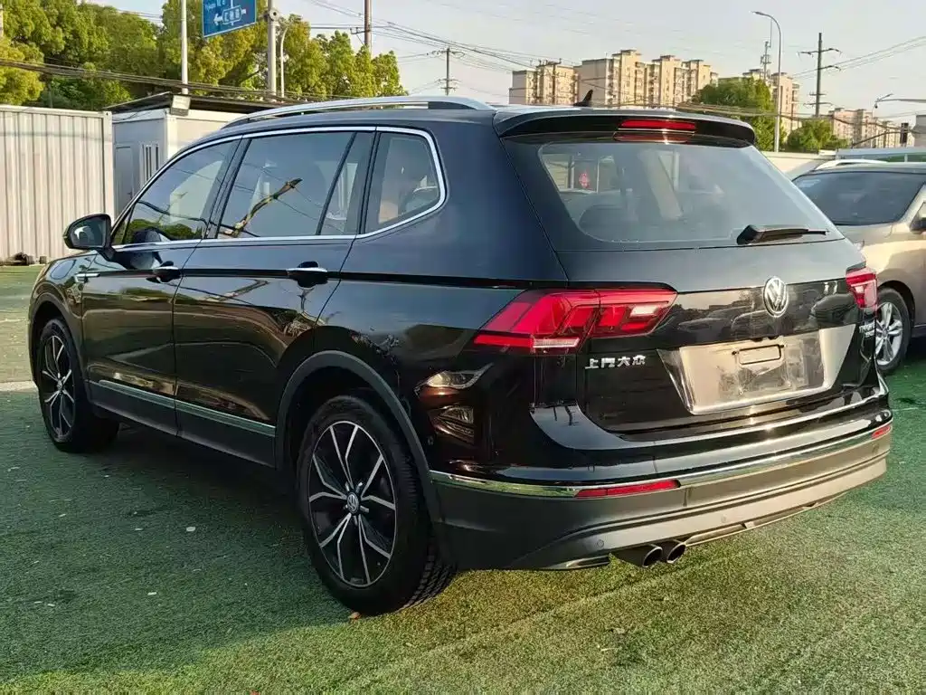 Volkswagen Tiguan L — миниатюра 7