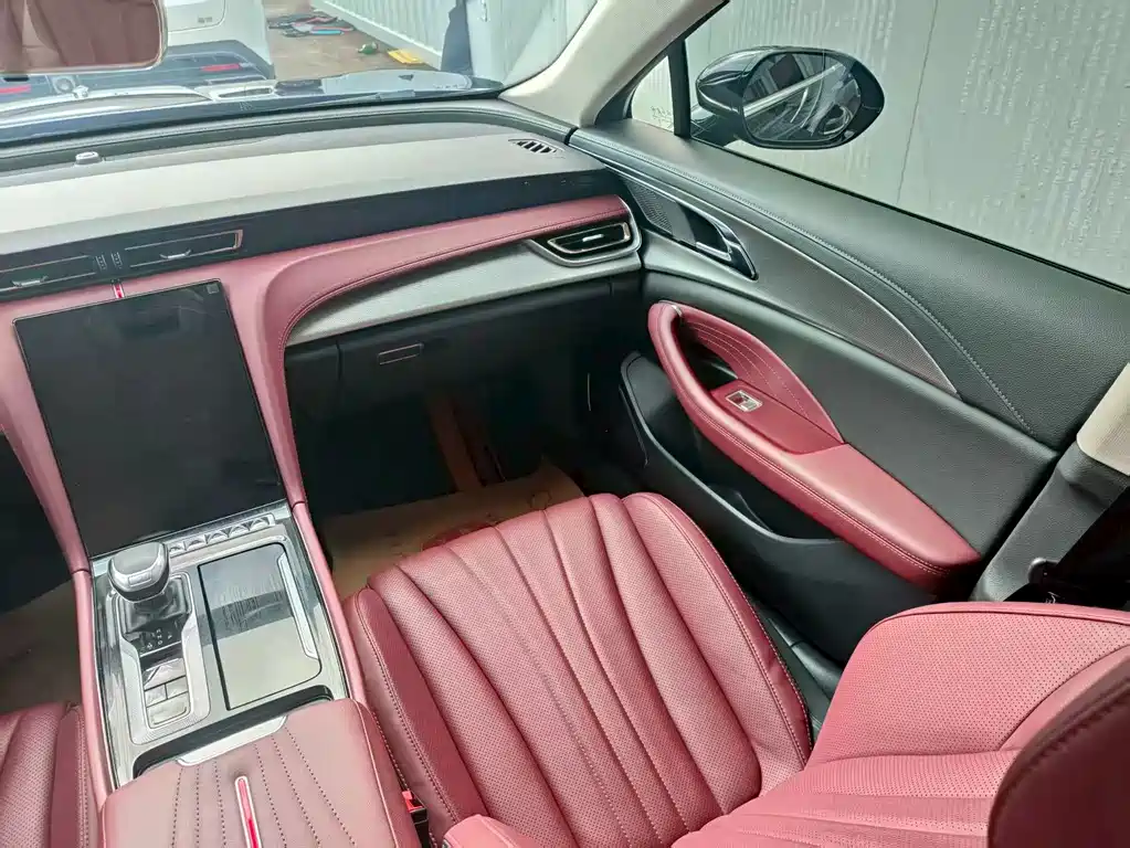 Hongqi Hongqi H5 — миниатюра 11