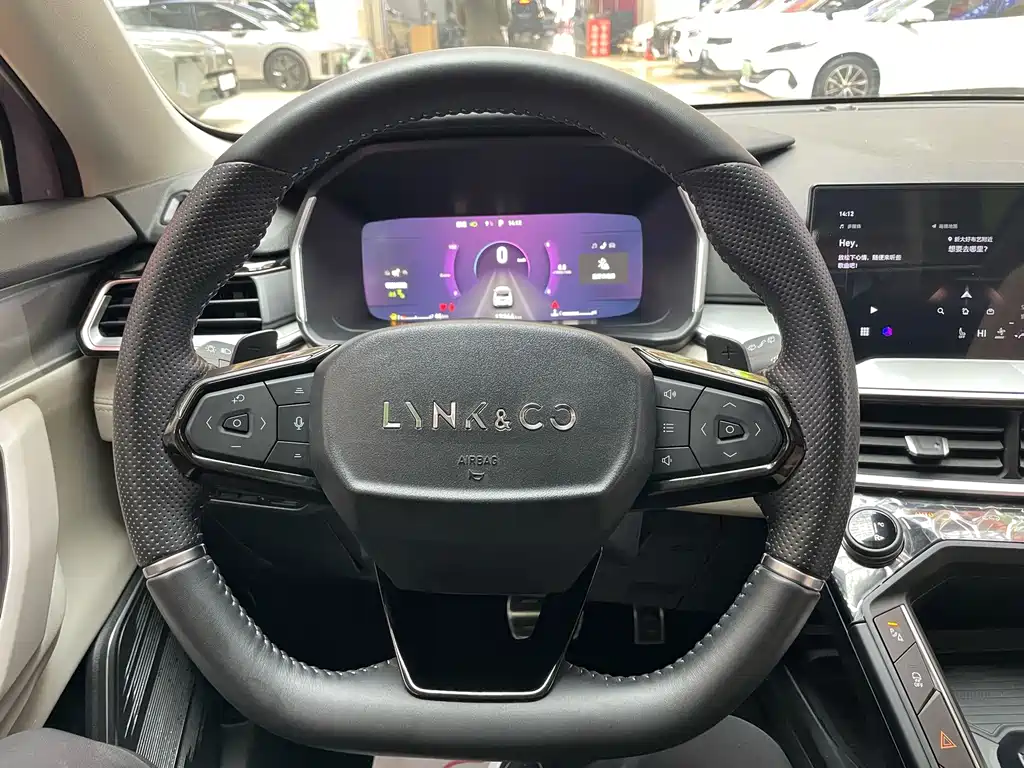 Lynk & Co 06 — миниатюра 16