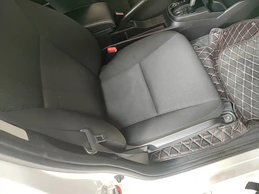 Honda Fit — миниатюра 25